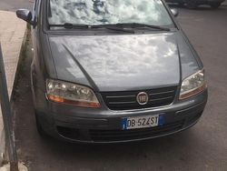Grigio Usata 2007 Fiat Idea Monovolume | 2300 € (Buon prezzo)