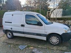Bianco Usata 2009 Citroën Berlingo Monovolume | 2500 €