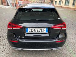 Nero Usata 2020 Mercedes A180 Executive Tre volumi | 21.500 € (Cara)