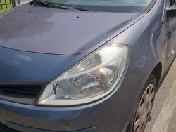 Blu Usata 2007 Renault Clio II Tre volumi | 2200 € (Ottimo prezzo)