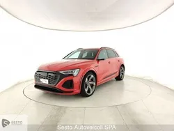 Rosso Usata 2023 Audi SQ8 e-tron Sport SUV | 72.500 €