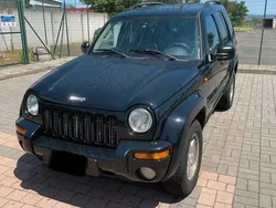 Nero Usata 2003 Jeep Cherokee Limited SUV | 4500 € (Cara)