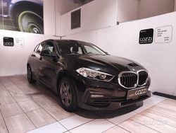 Nero Usata 2021 BMW 116 Advantage Due volumi | 20.800 € (Buon prezzo)
