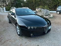 Nero Usata 2011 Alfa Romeo 159 Tre volumi | 5900 € (Molto cara)