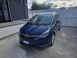 Blu Usata 2018 Opel Zafira Monovolume | 8800 € (Ottimo prezzo)