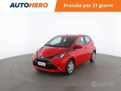Rosso Usata 2018 Toyota Aygo Cool Due volumi | 9399 € (Buon prezzo)