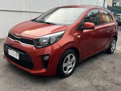 Rosso Usata 2023 Kia Picanto Urban Due volumi | 11.990 € (Buon prezzo)