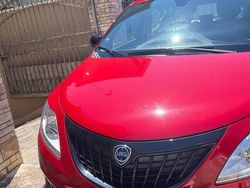 Rosso Usata 2023 Lancia Ypsilon Due volumi | 12.500 € (Buon prezzo)