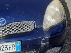 Blu Usata 2004 Toyota Yaris Due volumi | 1300 € (Ottimo prezzo)