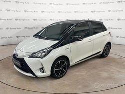 Bianco Usata 2017 Toyota Yaris Hybrid Edition Tre volumi | 11.950 € (Buon prezzo)