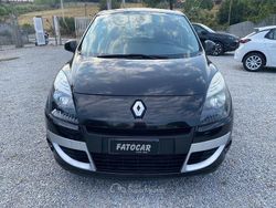 Nero Usata 2009 Renault Scénic III Luxe Monovolume | 6300 € (Molto cara)