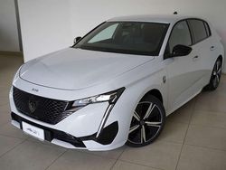 Bianco Nuova 2025 Peugeot 308 GT Tre volumi | 29.990 € (Buon prezzo)