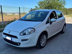 Bianco Usata 2015 Fiat Grande Punto Due volumi | 4800 € (Buon prezzo)