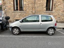 Grigio Usata 2002 Renault Twingo Due volumi | 1200 €