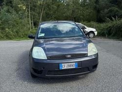 Usata 2003 Ford Fiesta Ambiente Due volumi | 1300 € (Ottimo prezzo)