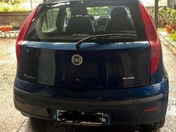 Blu Usata 2004 Fiat Punto Due volumi | 1100 €
