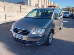 Grigio Usata 2010 VW Touran Trendline Monovolume | 5700 € (Ottimo prezzo)