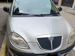 Usata 2004 Lancia Ypsilon Due volumi | 990 € (Super prezzo)