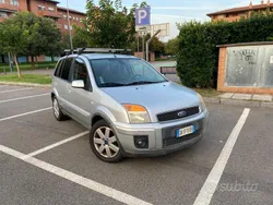 Usata 2006 Ford Fusion Tre volumi | 2500 € (Buon prezzo)