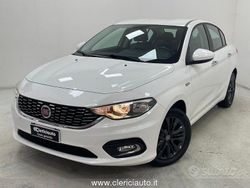 Bianco Usata 2018 Fiat Tipo Easy Tre volumi | 10.900 € (Buon prezzo)