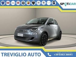 Grigio scuro / metallizzato Usata 2021 Fiat 500e La Prima Tre volumi | 14.450 € (Buon prezzo)