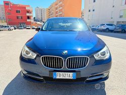 Blu Usata 2011 BMW 530 Gran Turismo Efficient Dynamics Tre volumi | 7999 €