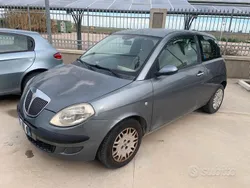 Usata 2004 Lancia Ypsilon Due volumi | 800 € (Super prezzo)