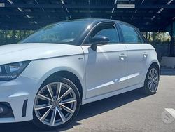 Bianco Usata 2013 Audi A1 S-Line | 9950 € (Buon prezzo)