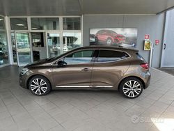 Marrone(met.) Usata 2020 Renault Clio V Initiale Paris Tre volumi | 15.900 € (Buon prezzo)