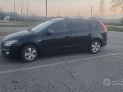 Nero Usata 2009 Hyundai i30 Station wagon | 2000 €