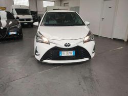 Bianco Usata 2018 Toyota Yaris Active Tre volumi | 11.490 € (Buon prezzo)