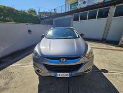 Grigio Usata 2015 Hyundai ix35 Xpossible SUV | 10.000 € (Buon prezzo)