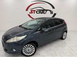 Blu Usata 2008 Ford Fiesta Titanium Due volumi | 4200 € (Cara)