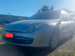 Grigio Usata 2009 Renault Laguna III Tre volumi | 3200 €