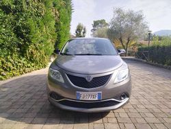 Grigio Usata 2017 Lancia Ypsilon Gold Due volumi | 7900 € (Ottimo prezzo)