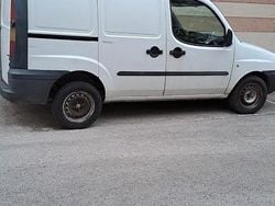 Usata 2005 Fiat Doblò Monovolume | 1000 €