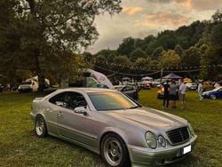 Usata 2001 Mercedes CLK200 Elegance Coupé | 8800 € (Molto cara)