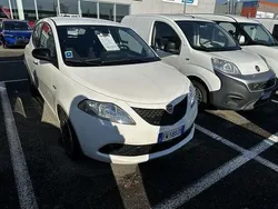 Bianco Usata 2019 Lancia Ypsilon Gold Due volumi | 10.200 € (Buon prezzo)