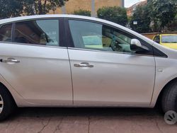 Usata 2012 Fiat Bravo Due volumi | 6000 € (Molto cara)