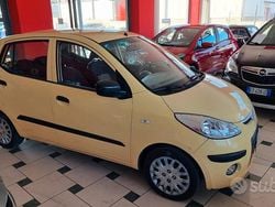 Beige Usata 2009 Hyundai i10 Due volumi | 2600 € (Buon prezzo)