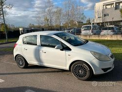 Bianco Usata 2008 Opel Corsa Monovolume | 2500 € (Ottimo prezzo)