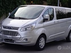 Grigio Usata 2018 Ford Tourneo Custom Furgone | 25.000 € (Cara)