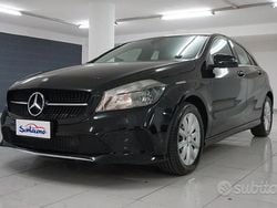 Nero Usata 2017 Mercedes A160 Tre volumi | 14.900 € (Buon prezzo)