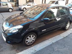 Nero Usata 2012 Renault Clio IV Due volumi | 5950 € (Buon prezzo)
