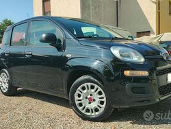 Nero / pastello Usata 2017 Fiat Panda Easy Tre volumi | 7690 € (Buon prezzo)