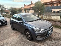 Grigio Usata 2019 Hyundai i20 Advanced Tre volumi | 10.500 € (Buon prezzo)