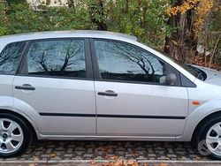 Grigio Usata 2005 Ford Fiesta Tre volumi | 2650 €