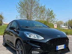 Nero Usata 2020 Ford Fiesta ST-Line Tre volumi | 15.000 € (Buon prezzo)