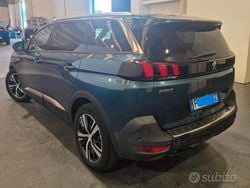 Verde Usata 2019 Peugeot 5008 Monovolume | 18.600 € (Buon prezzo)