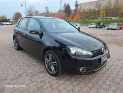 Nero Usata 2012 VW Golf VII Highline Tre volumi | 8990 € (Cara)